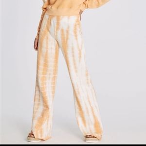 Wildfox melon wash Jude pants size medium brand new w/ tags